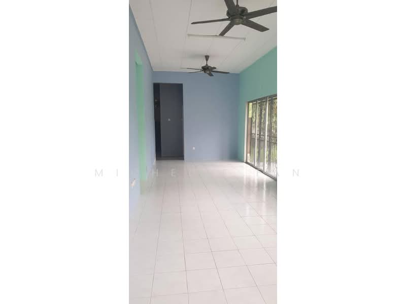 Rumah Teres untuk Dijual di Bandar Mahkota Cheras (Cheras) - Michelle Tan - Living Room - PropertyGuru.com.my