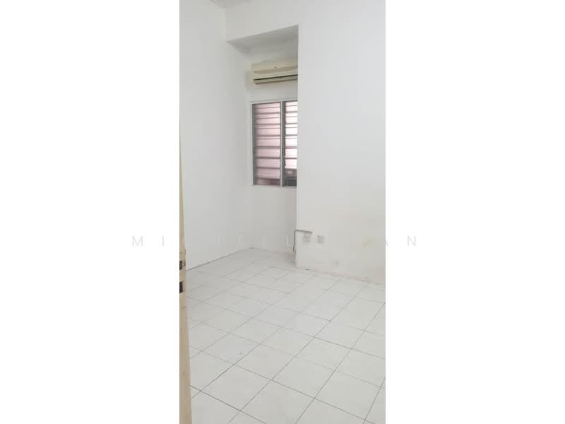 Rumah Teres untuk Dijual di Bandar Mahkota Cheras (Cheras) - Michelle Tan - Interior - PropertyGuru.com.my