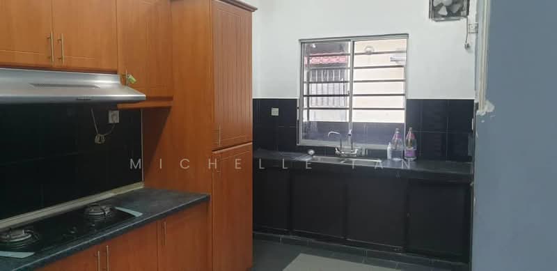 Rumah Teres untuk Dijual di Bandar Mahkota Cheras (Cheras) - Michelle Tan - Kitchen - PropertyGuru.com.my