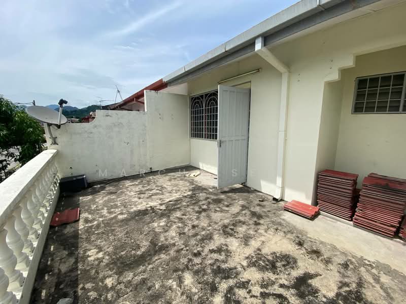 2-storey Terraced House for Sale in Taman Mewah Bercham (Ipoh) - Marcus Seng - Exterior - PropertyGuru.com.my