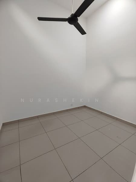 Rumah Teres 1 Tingkat untuk Dijual di Bandar Rinching Seksyen 1 (Semenyih) - Nurashekin . - Bedroom - PropertyGuru.com.my