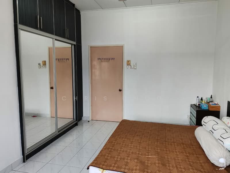 Rumah Teres 2 Tingkat untuk Dijual di Puchong (Selangor) - Chris Choo - Bedroom - PropertyGuru.com.my