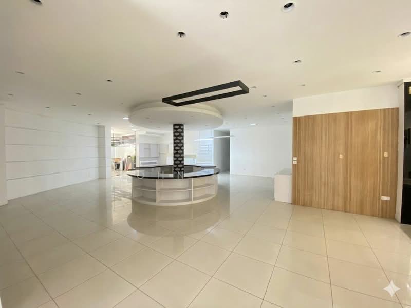 Shop for Rent in Puchong (Selangor) - John Khaw - Interior - PropertyGuru.com.my