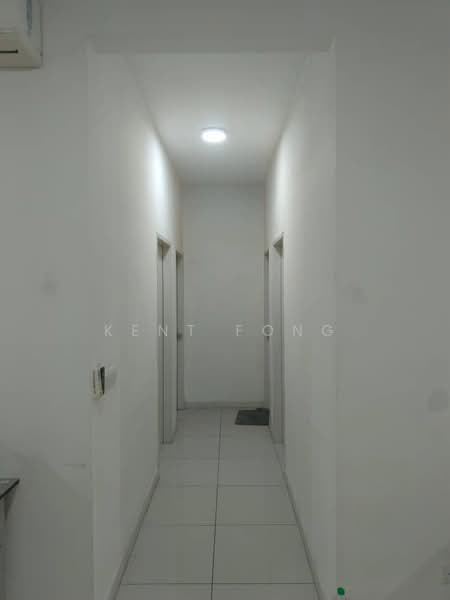 Servis Apartment untuk Disewa di Savanna Executive Suite @ Southville City - Kent Fong - Corridor - PropertyGuru.com.my