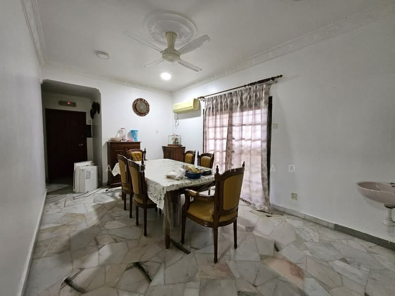 Rumah Banglo untuk Dijual di Seksyen 9 (Shah Alam) - Zaidah Ahmad - Dining Room - PropertyGuru.com.my