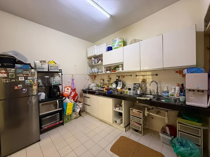 Rumah Teres 2 Tingkat untuk Disewa di Bandar Sri Damansara (Selangor) - Elton Kuan Yung Tatt - Kitchen - PropertyGuru.com.my