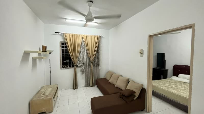 Pangsapuri untuk Dijual di Vista Impiana - Wesley Fu - Living Room - PropertyGuru.com.my