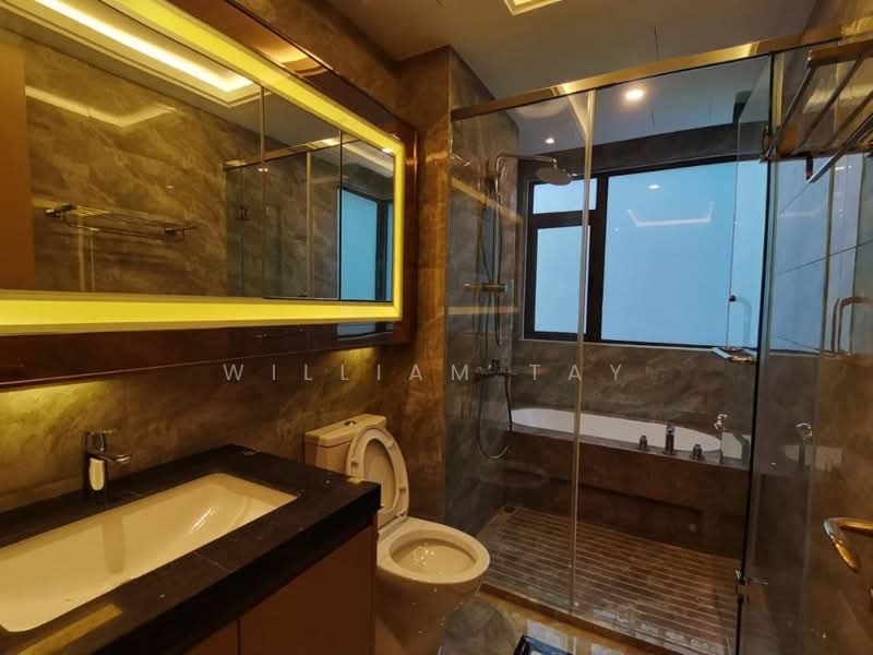Servis Apartment untuk Dijual di R&F Princess Cove Phase 1 - William Tay - Bathroom - PropertyGuru.com.my