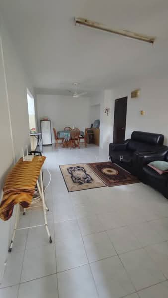 Apartment for Sale at Apartment Bayu - Alex Yap - Living Room - PropertyGuru.com.my