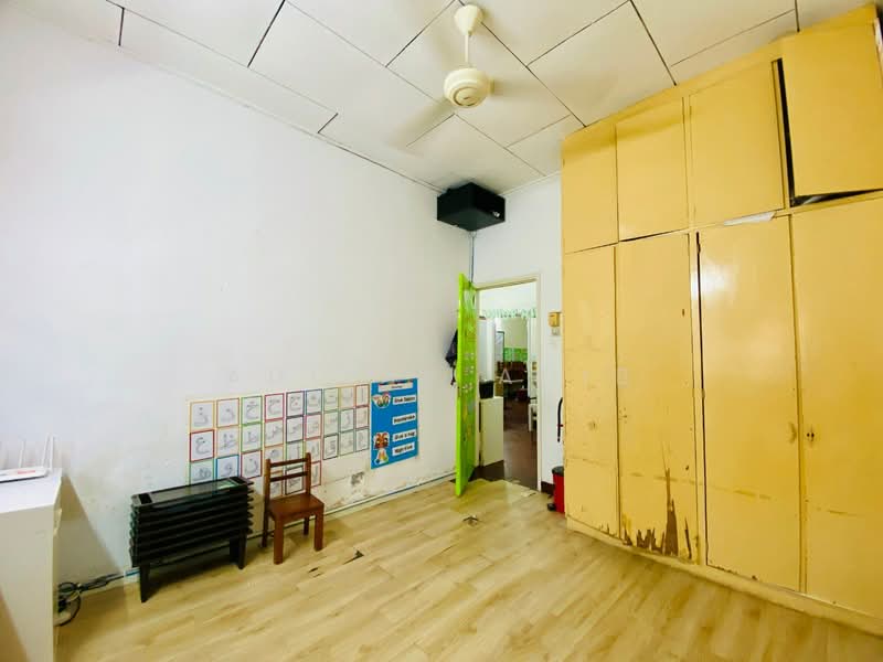 Semi-Detached House for Sale in Ampang Jaya (Ampang) - Adilah Adib - Study - PropertyGuru.com.my