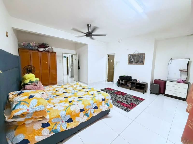 2-storey Terraced House for Sale in Taman Bestari Indah (Ulu Tiram) - Karl Lim - Bedroom - PropertyGuru.com.my