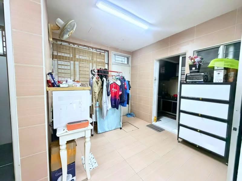 2-storey Terraced House for Sale in Taman Bestari Indah (Ulu Tiram) - Karl Lim - Kitchen - PropertyGuru.com.my