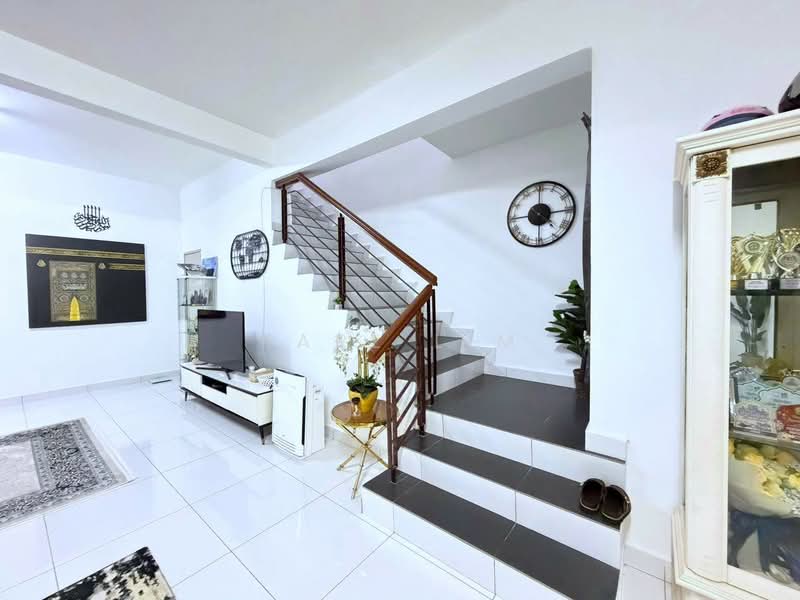 2-storey Terraced House for Sale in Taman Bestari Indah (Ulu Tiram) - Karl Lim - Living Room - PropertyGuru.com.my
