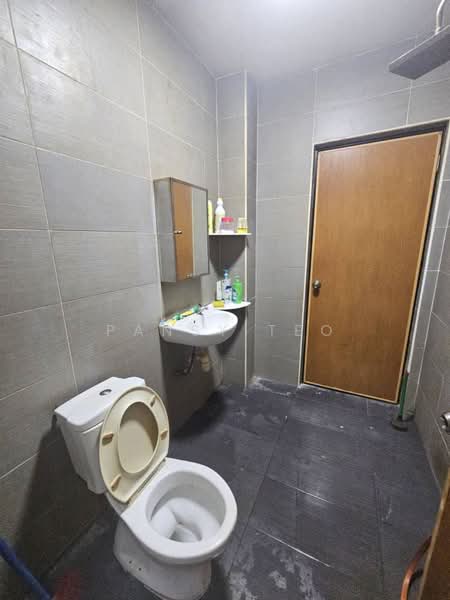 Rumah Kluster untuk Dijual di Taman Sutera Utama (Skudai) - Pansy Teo - Bathroom - PropertyGuru.com.my