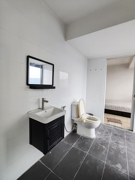 Service Residence for Rent at SOHO @ Empire City - Tom Lee - Bathroom - PropertyGuru.com.my