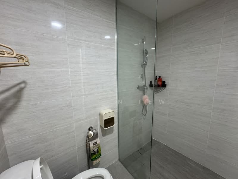 Servis Apartment untuk Disewa di Baron Residence @ Lake City - Vivian Tew - Bathroom - PropertyGuru.com.my