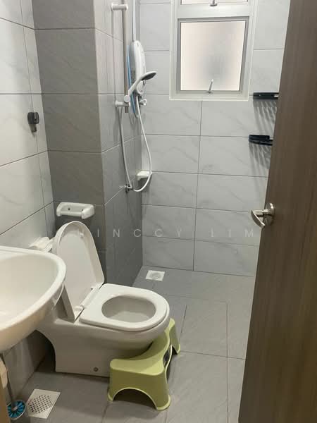 Service Residence for Sale at SKS Habitat - Quinccy Lim - Bathroom - PropertyGuru.com.my
