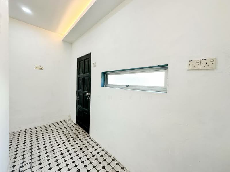 Rumah Teres 2 Tingkat untuk Dijual di Kota Perdana (Seri Kembangan) - Nurashekin . - Interior - PropertyGuru.com.my