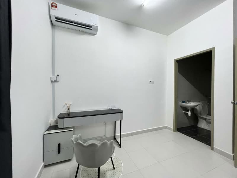 2-storey Terraced House for Rent in Taman Pulai Mutiara (Iskandar Puteri (Nusajaya)) - Maggie Lee - Bathroom - PropertyGuru.com.my