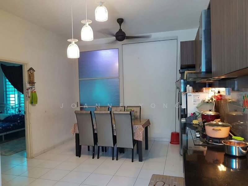1.5-storey Terraced House for Sale in Gelang Patah (Johor) - Joanne Yong - Dining Room - PropertyGuru.com.my