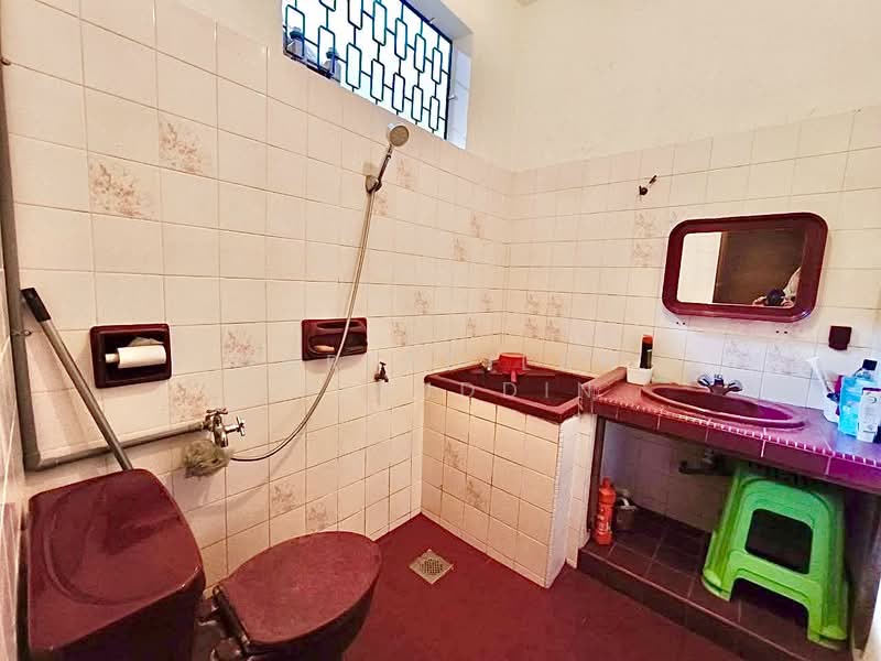 Rumah Teres 1 Tingkat untuk Dijual di Taman Tun Dr Ismail (Kuala Lumpur) - NORFADILAH ZAINUDDIN - Bathroom - PropertyGuru.com.my