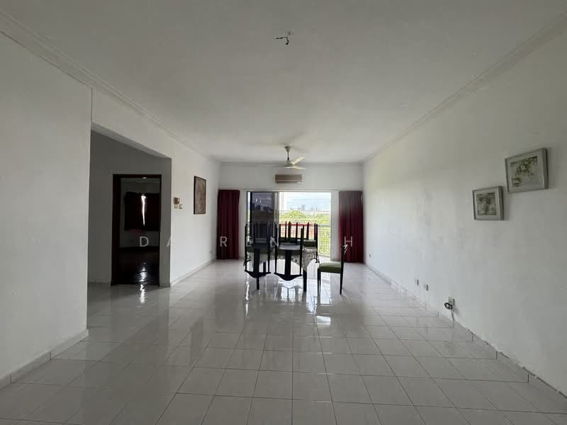 Condominium for Sale at Tiara Kelana - Darren Khoo - Living Room - PropertyGuru.com.my