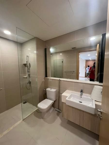 Servis Apartment untuk Disewa di Southern Marina Residences - Sean Lau - Bathroom - PropertyGuru.com.my