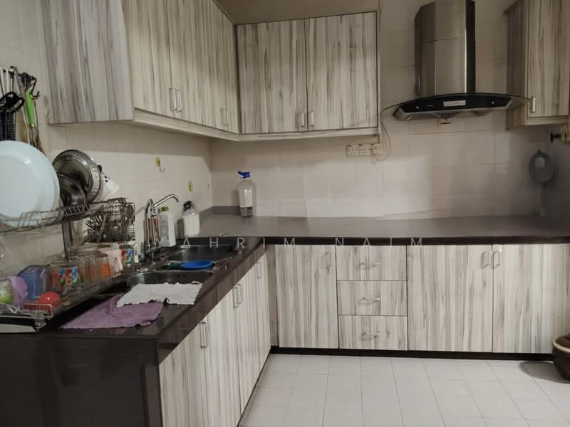 Pangsapuri untuk Dijual di One Selayang - Syahrim Naim - Kitchen - PropertyGuru.com.my