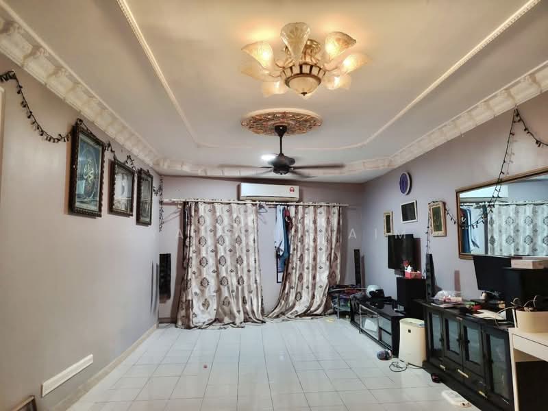Pangsapuri untuk Dijual di One Selayang - Syahrim Naim - Living Room - PropertyGuru.com.my