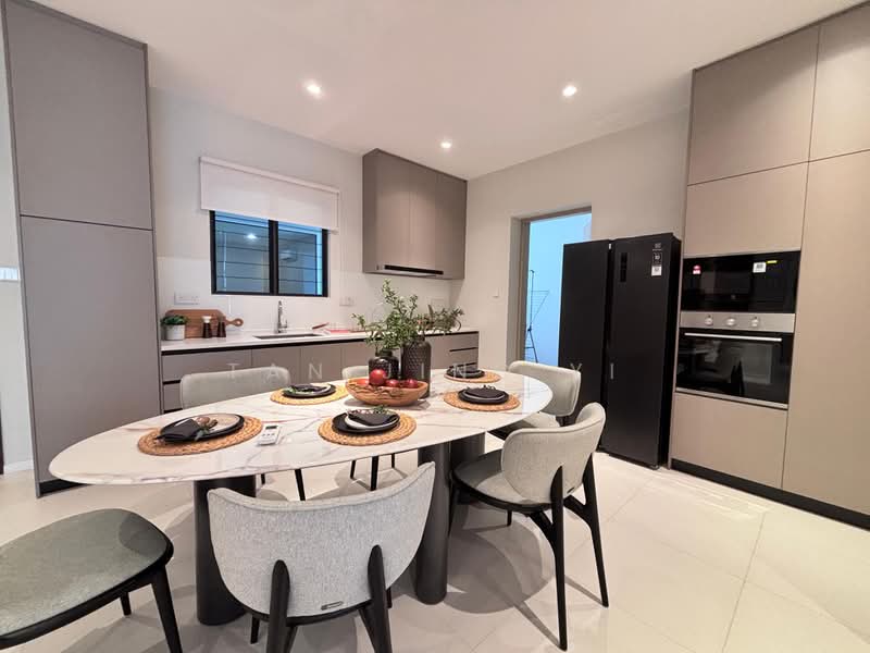 Condominium for Sale at Waterstone - Tan Jing Yi - Kitchen - PropertyGuru.com.my