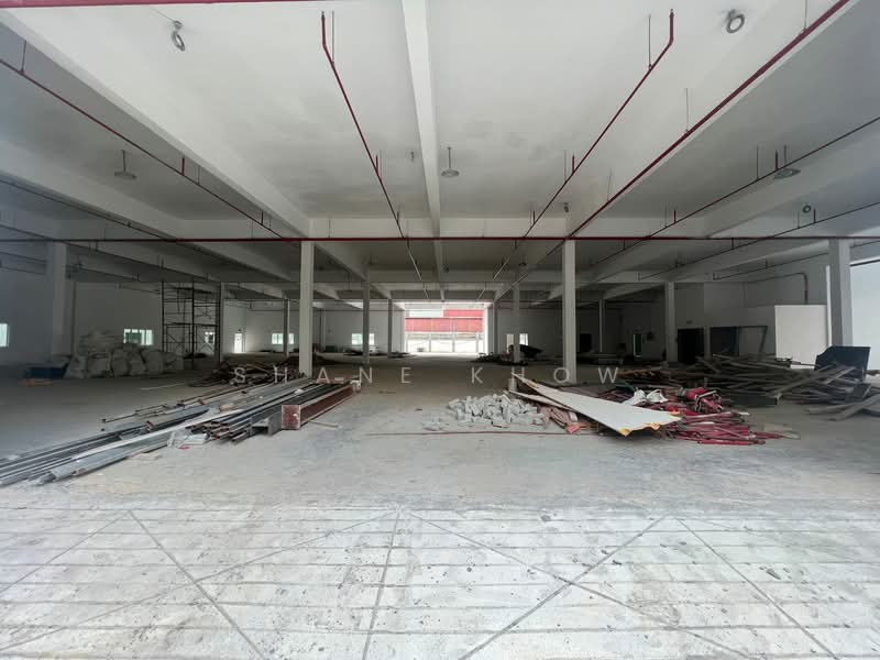 Detached Factory for Rent in Kawasan Perindustrian Kundang (Rawang) - Shane Khow - Interior - PropertyGuru.com.my