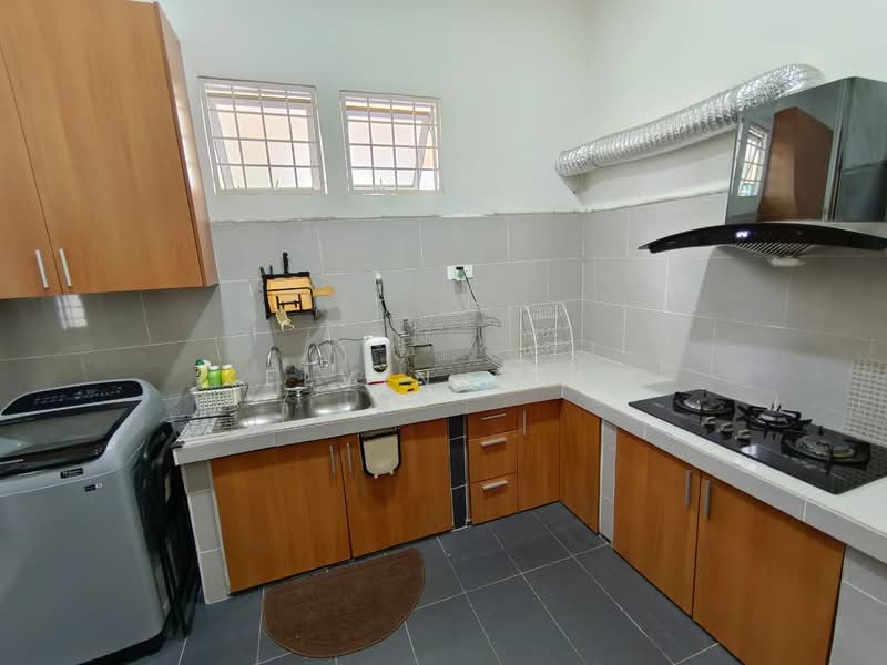 Terraced House for Rent in Pandan Perdana (Ampang) - Kelvin Tham - Kitchen - PropertyGuru.com.my