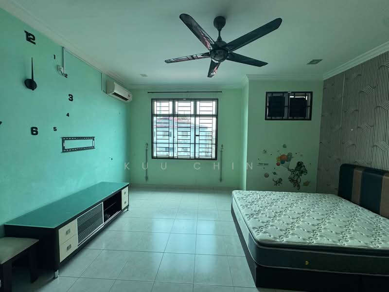 Rumah Teres 2 Tingkat untuk Dijual di Taman Seri Orkid (Skudai) - Kuu Chin - Bedroom - PropertyGuru.com.my