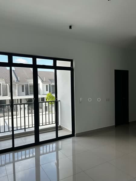 Rumah Teres untuk Disewa di Iskandar Puteri (Nusajaya) (Johor) - Vison Foo - Balcony - PropertyGuru.com.my