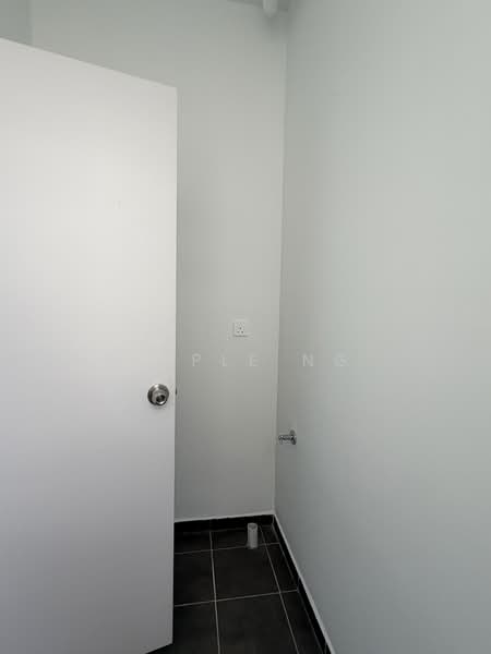 Condominium for Rent at Residensi Begonia - Apple Ng - Yard - PropertyGuru.com.my