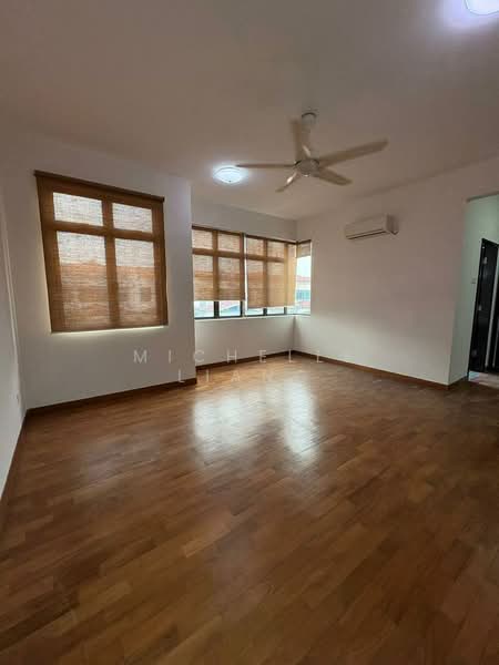 Rumah Teres 2 Tingkat untuk Dijual di Taman Molek (Johor Bahru) - Michelle Liang - Living Room - PropertyGuru.com.my