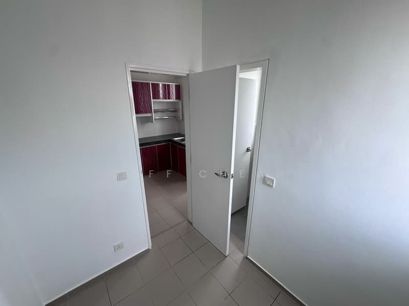Condominium for Sale at Elevia Residences - Jeff Cheah - Kitchen - PropertyGuru.com.my