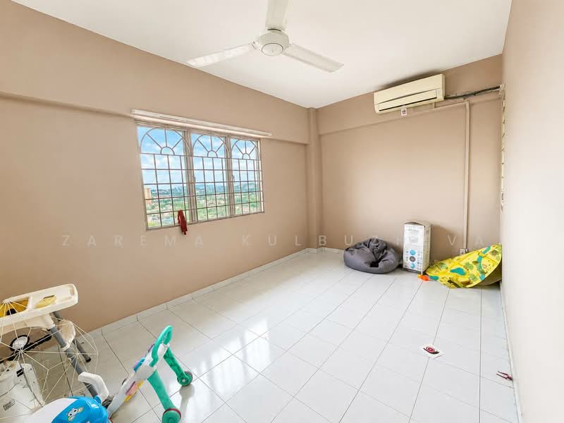 Pangsapuri untuk Dijual di Plaza Indah Apartment - Zarema Kulbuzheva - Interior - PropertyGuru.com.my