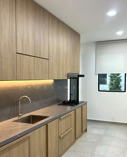 Semi-Detached House for Rent in Bandar Cassia (Batu Kawan) - Angeline Tio - Kitchen - PropertyGuru.com.my