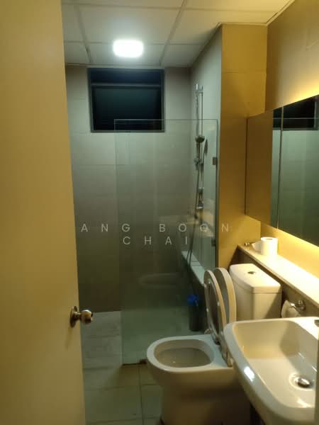Kondominium untuk Disewa di The WaterEdge (Pinggiran Air) - Ang Boon Chai - Bathroom - PropertyGuru.com.my