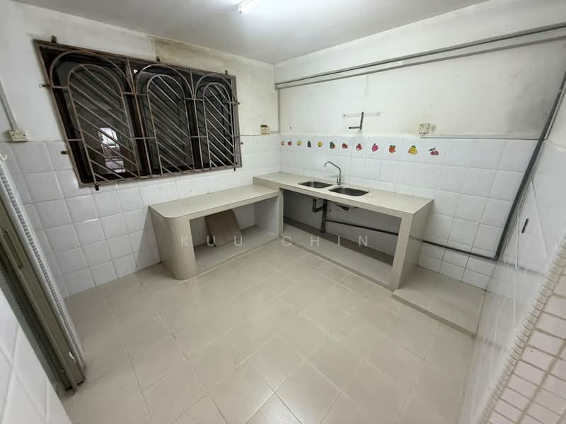 2-storey Terraced House for Sale in Taman Muhibbah (Kulai) - Kuu Chin - Kitchen - PropertyGuru.com.my