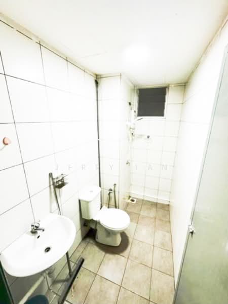 Service Residence for Rent at The Stone - Jerry Tan - Bathroom - PropertyGuru.com.my