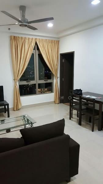 Kondominium untuk Disewa di Shaftsbury Residence - Kylie Hoh - Living Room - PropertyGuru.com.my