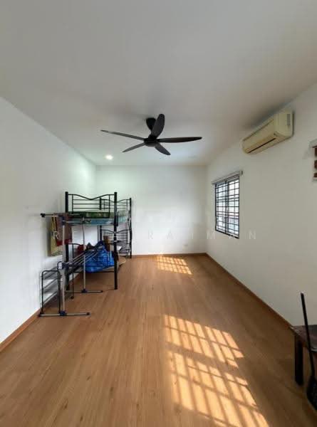 Rumah Teres 2 Tingkat untuk Dijual di Lembah Keramat (Ulu Kelang) - Rena Rahman - Bedroom - PropertyGuru.com.my