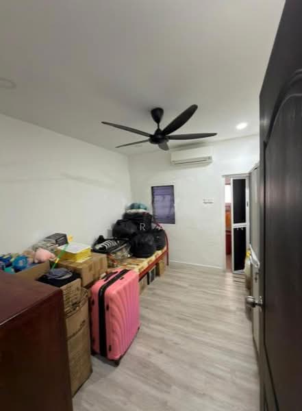 Rumah Teres 2 Tingkat untuk Dijual di Lembah Keramat (Ulu Kelang) - Rena Rahman - Bedroom - PropertyGuru.com.my