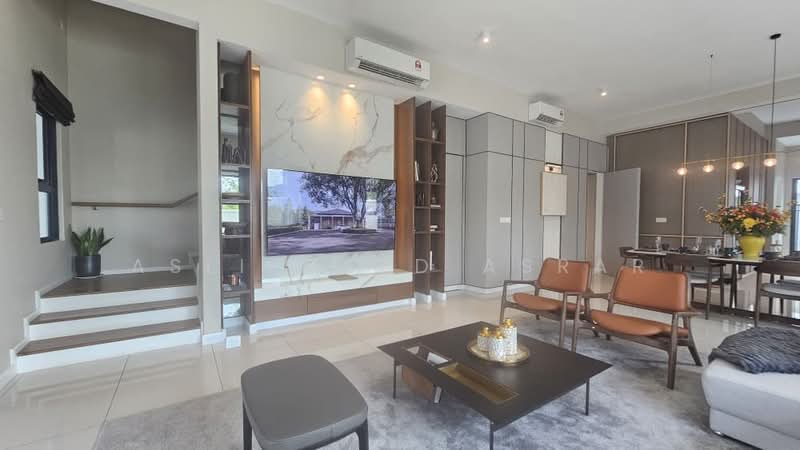 3-storey Terraced House for Sale in Elmina (Shah Alam) - Asliza Md Asrar - Living Room - PropertyGuru.com.my