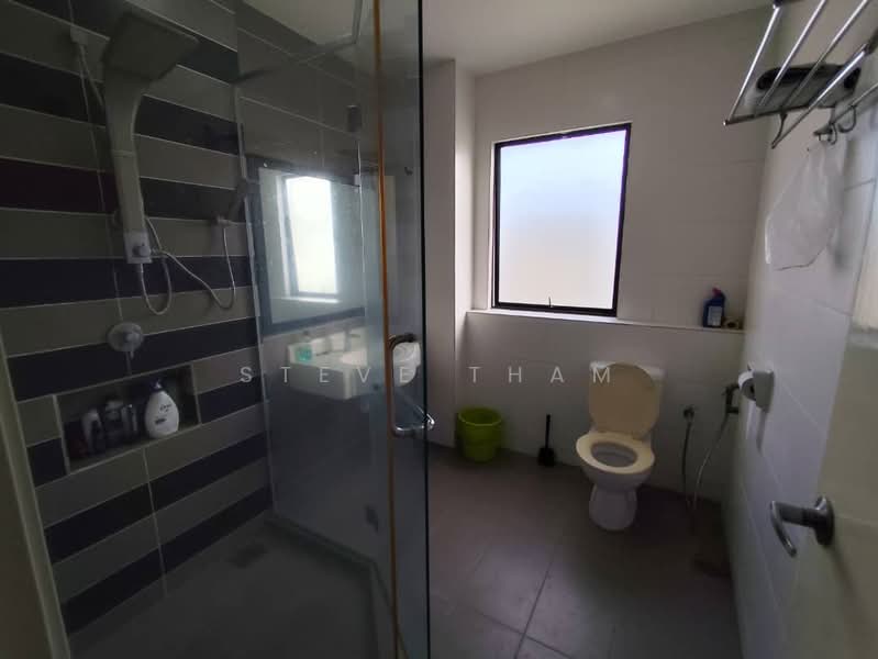 Rumah Bandar untuk Disewa di Puchong (Selangor) - Steve Tham - Bathroom - PropertyGuru.com.my