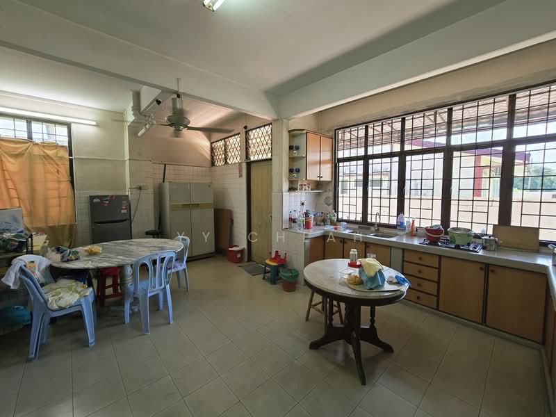 Bungalow for Sale in Taman Canning (Ipoh) - YY Cheah - Kitchen - PropertyGuru.com.my
