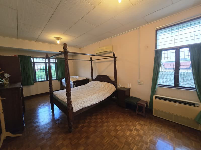 Bungalow for Sale in Taman Canning (Ipoh) - YY Cheah - Bedroom - PropertyGuru.com.my