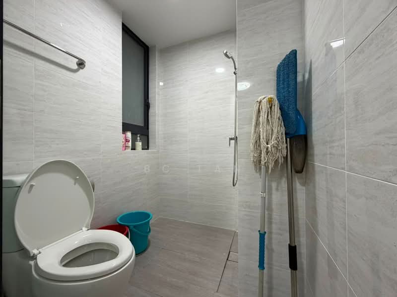 Servis Apartment untuk Disewa di Baron Residence @ Lake City - BC TAN - Bathroom - PropertyGuru.com.my
